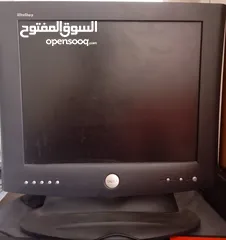  1 شاشه نوع [ DELL ] بحالة ممتازة للبيع . . . . . . . . . . . . . . . . . . .