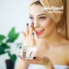  9 وفرنالكم المنتج الي سميناه الجلاية   لأنه فعلاً بيجلي البشرة والنتيجة سحر مقشر الأرز الكوري الأصلي