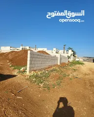  3 ارض استثمارية بشمال عمان / الاردن في كومباوند بابيلون باطلالة خلابة