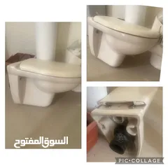  1 تواليت حمام معلق
