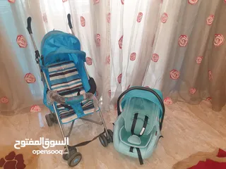  3 للبيع عربه خفيفه الوزن قابله للطي ماركه جونيور+كرسي طعام