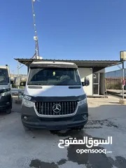 3 مارسيدس 519