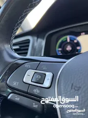  4 E-golf premium (أعلى صنف ألماني ) 2019