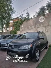  1 ميسوبيشي اوتلاندر 2009.  7ركاب   اصل برايفت  لون اسود مط   تشقيل بصمة  فتحة س
