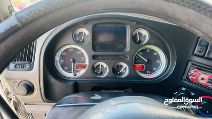  11 داف شصي طويل  2013  55-220 لون ابيض عاجي متوفر للبيع بسعر ممتاز  Daf Lf 55-220 شاحنه بوزن فارغ 8600
