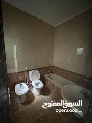  3 شقة فارغة - ديلوكس - في منطقة تلاع العلي  للايجار 230دينار