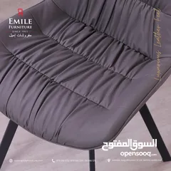  3 كرسي جلد فاخر وتصميم مختلف