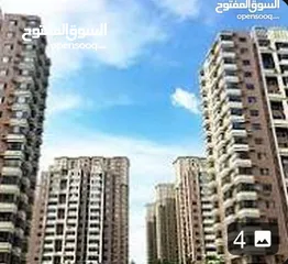  2 شقه فارغه للايجار المدينه الرياضيه