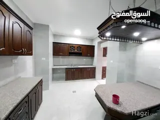  7 شقه طابق اول بمساحه 250 م للبيع في الصويفيه ( Property ID : 31326 )