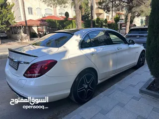  3 Mercedes C350e