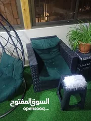  3 مرجيحة عش البلبل و كنبتين مفرد للبيع المستعجل