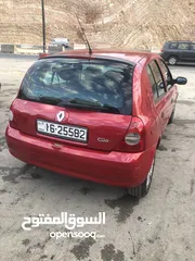  5 رينو كليو فرنسي 2002