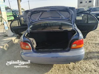  10 هونداي اكسنت موديل 1994 نظيفة للبيع
