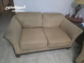  2 طقم كنب امريكي مستعمل للبيع ( ميداس )