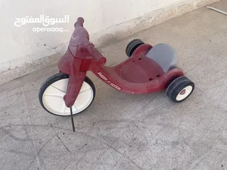  1 مطبخ  اطفال حاله ممتازة و بسكليت