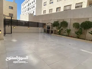  3 شقة مميزة للبيع في الظهير - طابق ارضي معلق