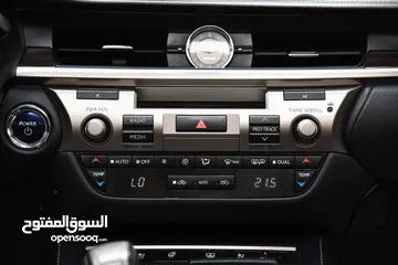  15 لكزس ES 300h هايبرد 2016 Lexus ES 300 Hybrid