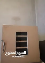  1 فقاسة للبيع