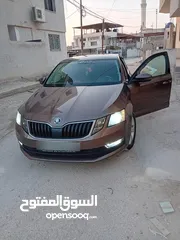  1 سيارة سكودا اوكتافيا للبيع كاش فقط