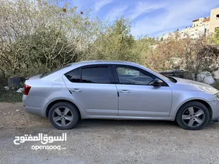  3 سكودا اوكتافيا برايفت ديزل جير عادي ماتور 1600 يد اولا عداد 120 الف