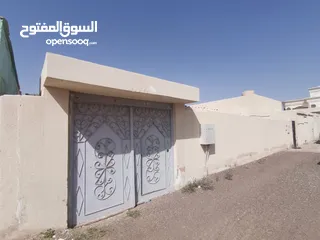 7 للبيع منزل شعبي بولاية البريمي الخظراء الجديدة مقابل النادي