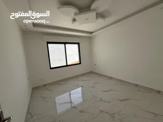  10 شقة ارضية جديدة مميزة للبيع بسعر جيد جدا بمنطقة البصه ابو السوس من المالك مباشرة