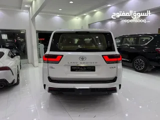  4 تويوتا الدفع الرباعي لاندكلوزر VXR رويل 2024