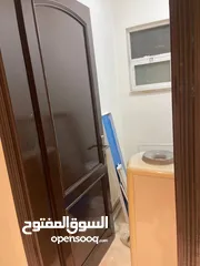  27 شقة لقطة للبيع خلف رئاسة الوزراء
