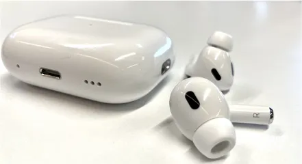  9 Air pods pro 2 ( اير بودس برو2) جديدة بحالة الوكالة بالعلبة لا تضيها ع حالك بأفضل مواصفات ممكنة