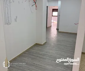  4 مكتب للإيجار شارع الإرسال