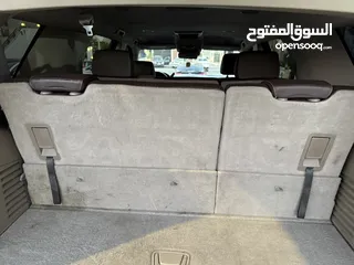  8 Chevrolet Tahoe 2019