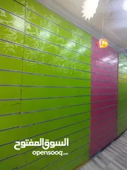  1 الواح خشب مستعمل يوجد هوكات ويوجد الواح قزاز  لتواصل واتس اب او رقم الهاتف