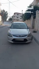  1 هيونداي i30 2011