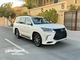  3 LEXUS LX-570s