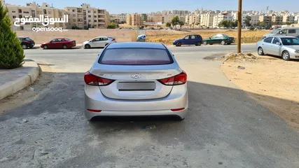  4 هيونداي MD 215 بحاله ممتازه