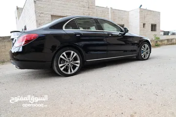  26 Marcedes Benz c350e 2017 بحالة. الوكالة فعليا ما في بنظافتها بالبلد الحمدلله ماشية 33 الف مايل فقط