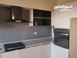  9 Villa for rent in Al Mawaleh