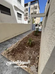  28 ثالث مع روف في ضاحية الياسمين بتشطيب مميز اطلالة على عميش