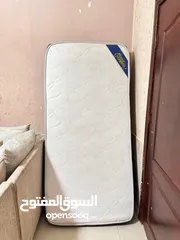  1 فرشة مفرد للبيع