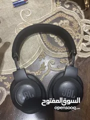  1 سماعة jbl  .