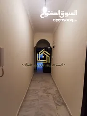  10 شقة مميزة - ضاحية الرشيد - 4نوم 2ماستر - 250م - قرب الخدمات العامة