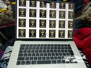  1 Macbook 8GB ram  512ssd Golden Colour