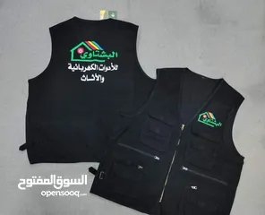  30 بلوزة موظفين فيزت جاليهات مع شعار باجات