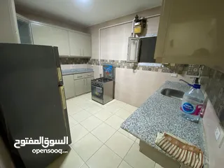  8 شقة للايجار شقه عباس غرفتين نوم وحمام ومطبخ