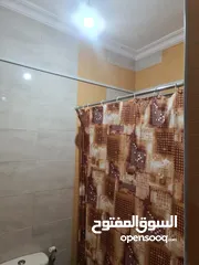  8 شقة مستعملة للبيع