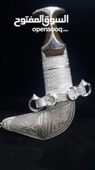  9 خنجر عمانيه