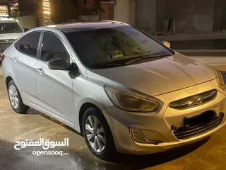  1 اكسنت 2015 بنزين