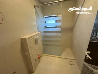  9 شقه مع روف للبيع في ضاحية النخيل ( Property ID : 41656 )