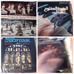  21 اشرطه كاسيت وسيدي واسطوانات وكاترج وريل