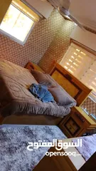  3 غرفة نوم مستعمل بحالة جيدة جدا للبيع تفصيل خشب لاتيه ملبس زان
